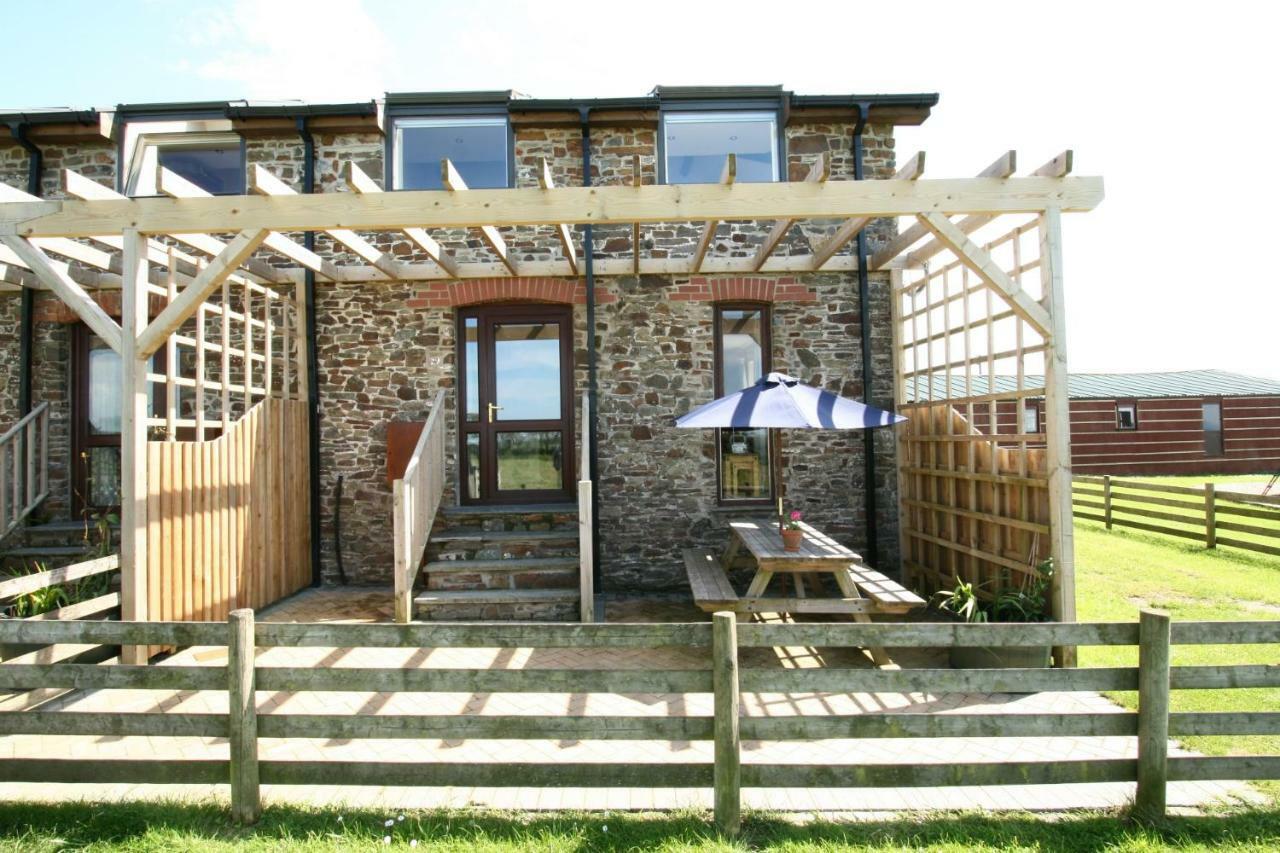 Houndapitt Cottages บู๊ด ภายนอก รูปภาพ